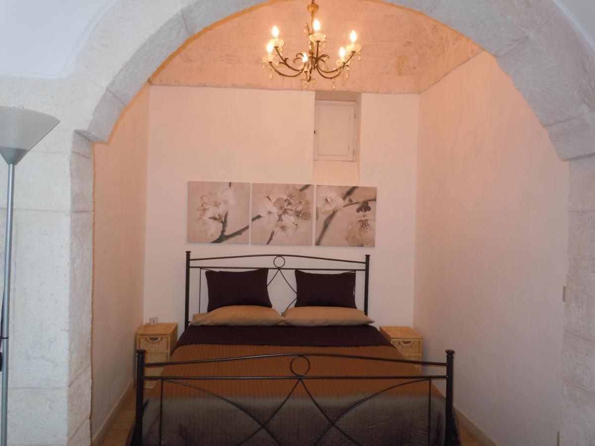 אוסטוני Casa Josephina - Three Level Stone Home With Balcony, 2 Roof Terraces & Sea Views מראה חיצוני תמונה