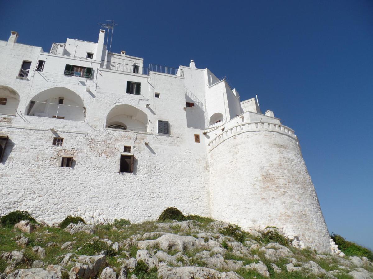 אוסטוני Casa Josephina - Three Level Stone Home With Balcony, 2 Roof Terraces & Sea Views מראה חיצוני תמונה