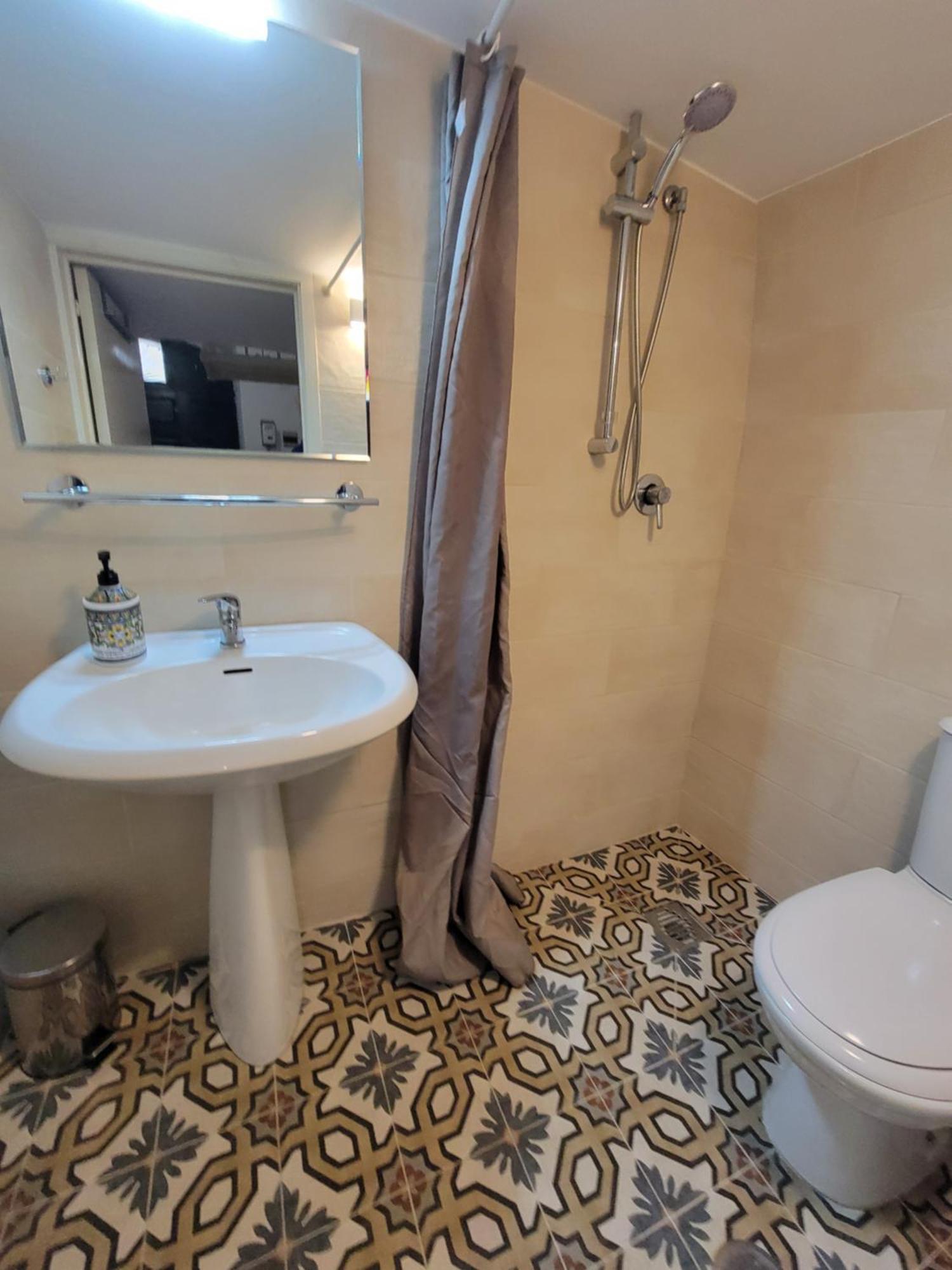 אוסטוני Casa Josephina - Three Level Stone Home With Balcony, 2 Roof Terraces & Sea Views חדר תמונה